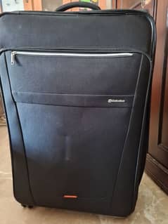 suitcases for sale olx