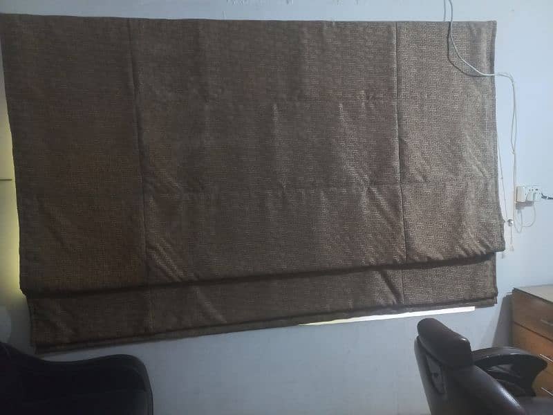 blinds in good condition 1