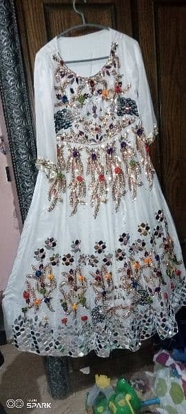 white mirror maxi