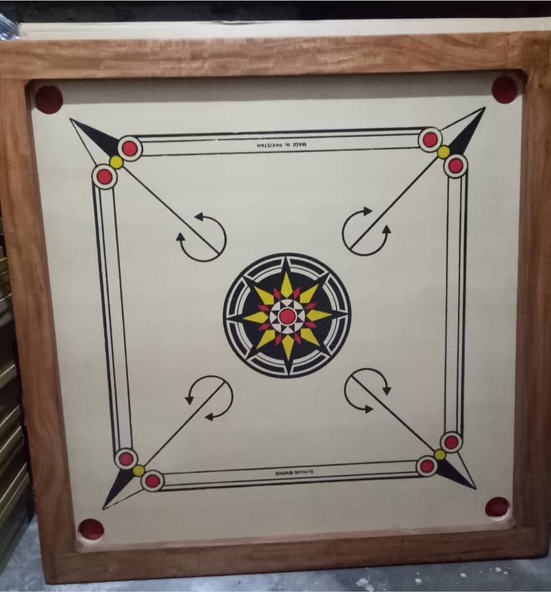 Carrom board 0