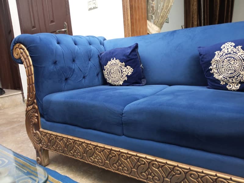 Luxury Style Sofa set (3,2,1) seater 9