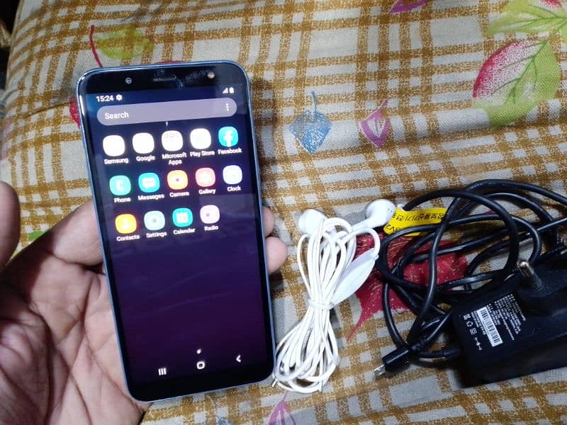 Samsung j6 original 32gb 3gb 4g cndition10/10 no scrach IMEI num match 1