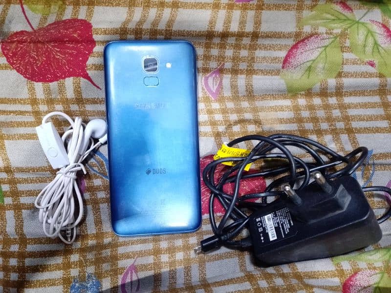 Samsung j6 original 32gb 3gb 4g cndition10/10 no scrach IMEI num match 13