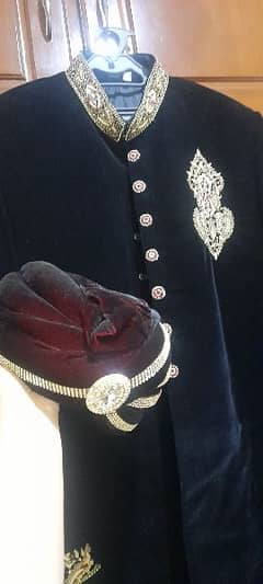 beautiful embroided sherwani with groom cap only 3hour used