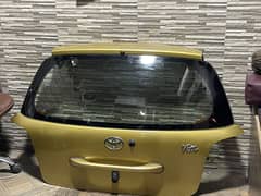 Toyota vitz 2003-2004 trunk/ diggi and lights.