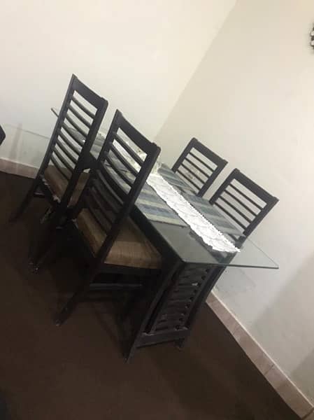 Dining Table with 4 chairs for sale 1
