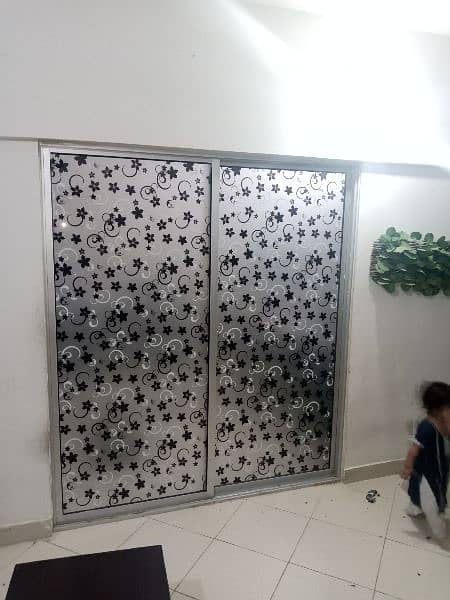 Aluminium Glass 12mm Door Windows 7