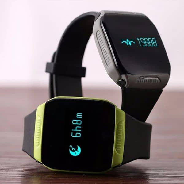 E07S Waterproof Swimming Smart Band Bracelet Bluetooth Call Sms remind 1