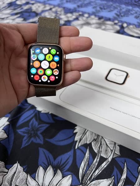 Apple watch series 4 44mm 2