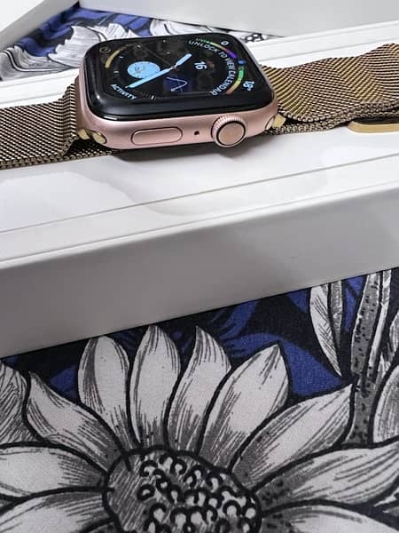 Apple watch series 4 44mm 3