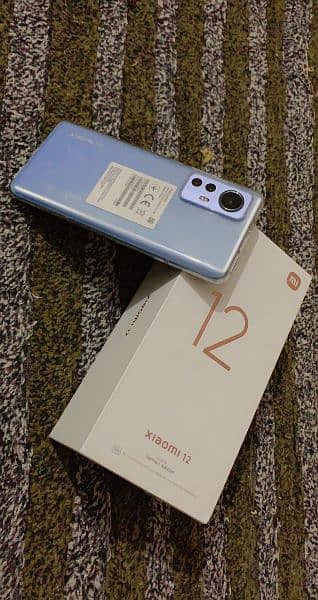 Xiaomi 12 - 12/256 - 10/10 Like New Condition- Complete Box- Only CASH 0
