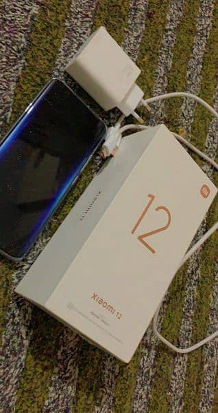 Xiaomi 12 - 12/256 - 10/10 Like New Condition- Complete Box- Only CASH 3