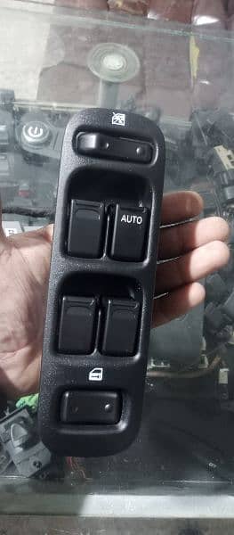 Suzuki Baleno Main Power Window Switch 0324-4239342