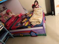 kids bunk bed