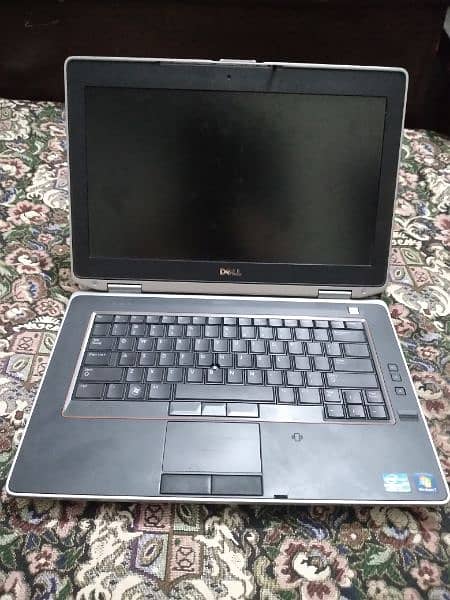 A Dell core i 5 laptob 2nd generation avlbl. 0