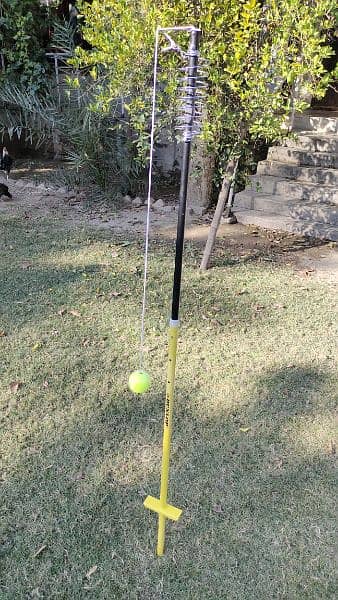 Dunlop Pole with adjustable height for kids practisong 2