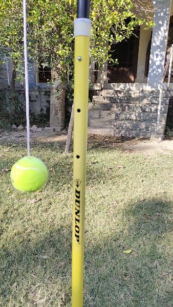 Dunlop Pole with adjustable height for kids practisong 3