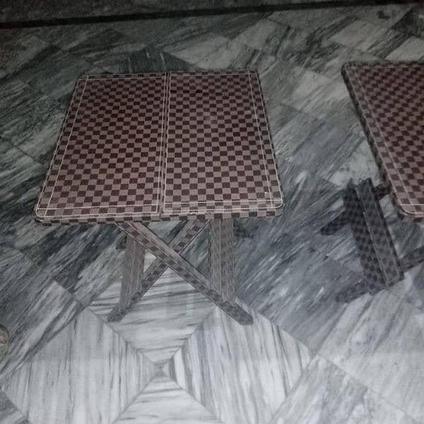 Folding table (Quantity = 2 pieces) 4