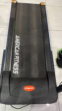 American Fitness Treadmill TH4000 (Brand New Condition in Warranty)