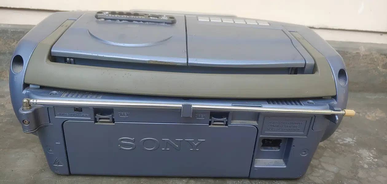Sony CD. tape with Bluetooth player 4