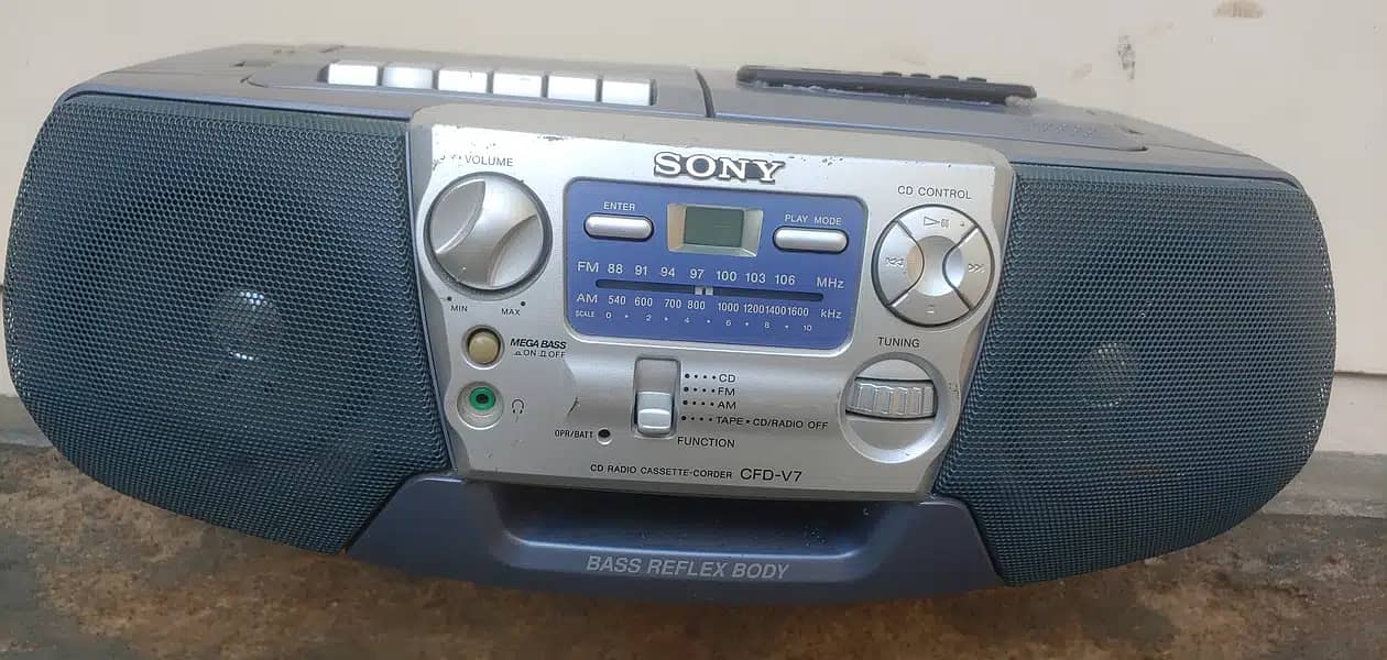 Sony CD. tape with Bluetooth player 6