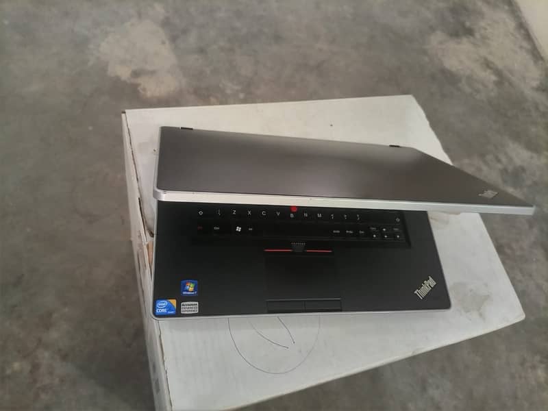 Lenovo Thnkpad Edge Best for office work and Universty Work 10/10 cond 2