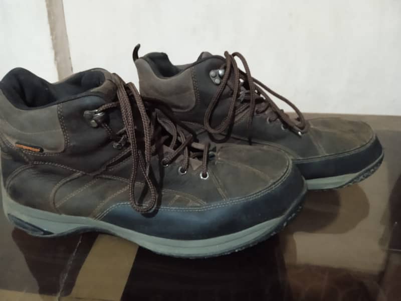Dunham Water Proof Heavy Duty Soft and Durable Safely Shoes 1