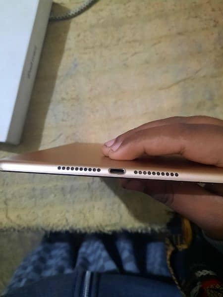 ipad mini 5 with box 64 gb panel off 10