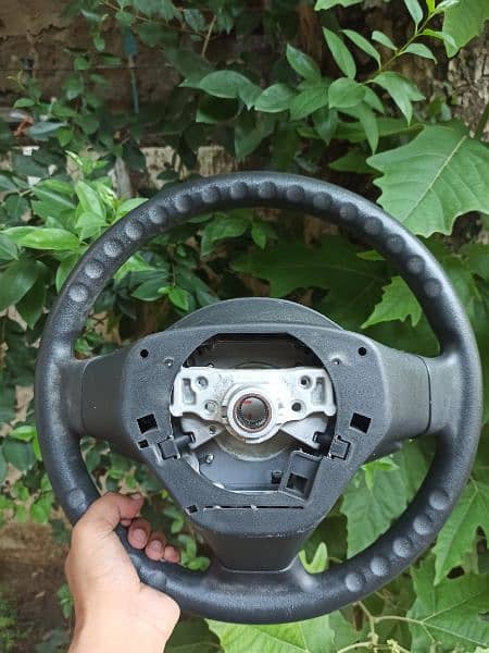 vitz steering wheel 1