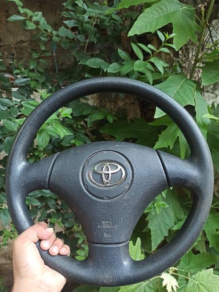 Toyota steering wheel 1