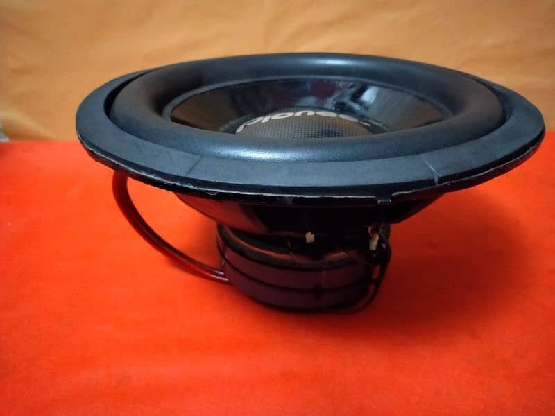 kenwood speaker 718. amplifire. pioneer woofer D4 n 306c player 3