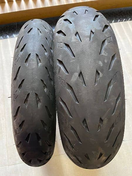 sports heavy bike tyres all pattern are available in cheap price 6