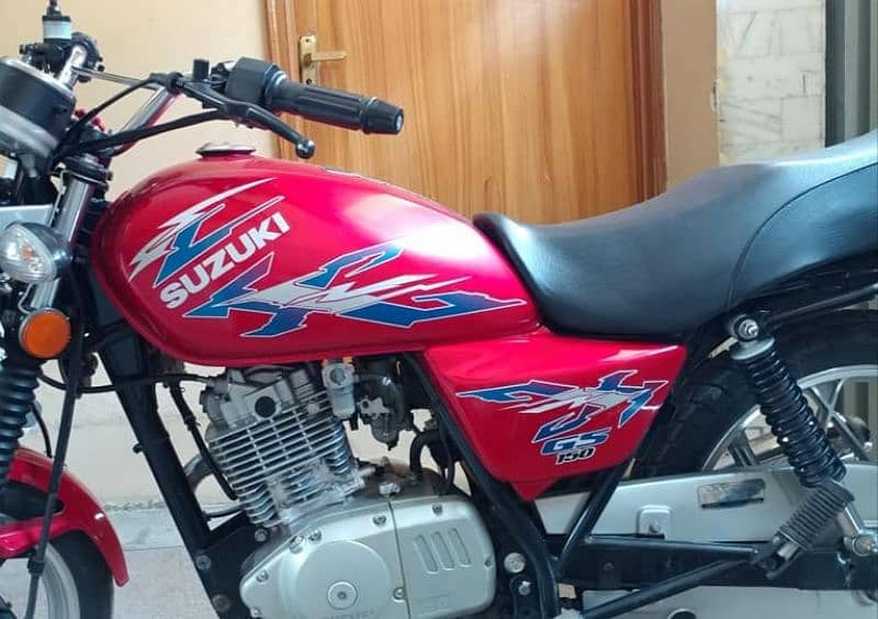 Suzuki GS 150 SE Lahore registered 2