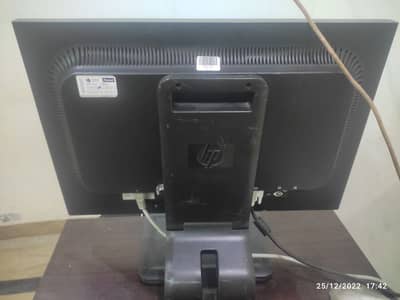 hp lcd 22 inch