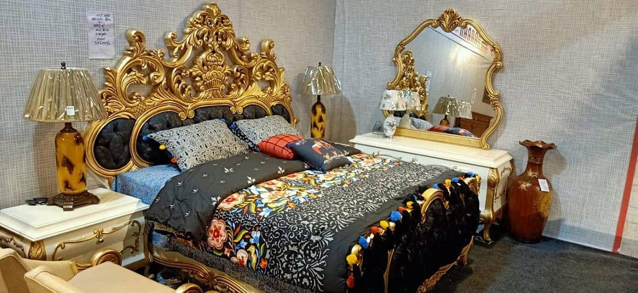 Golden complete bed set/ bed set new condition/ new bed set 0