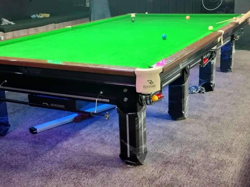 Snooker table & Billiards Snooker Tables & B& 2