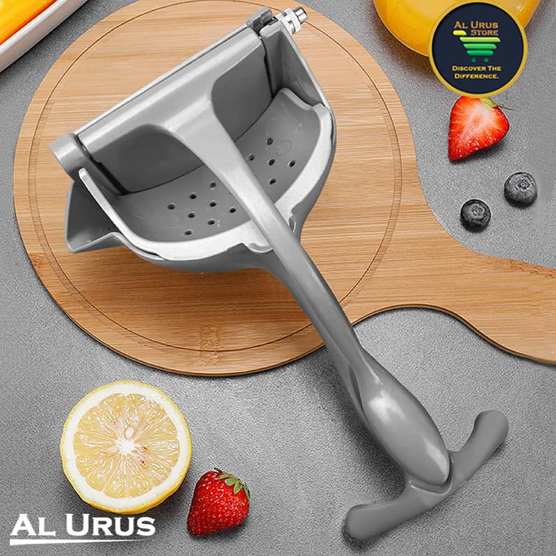 Manual Fruit Press Juicer Machine 2