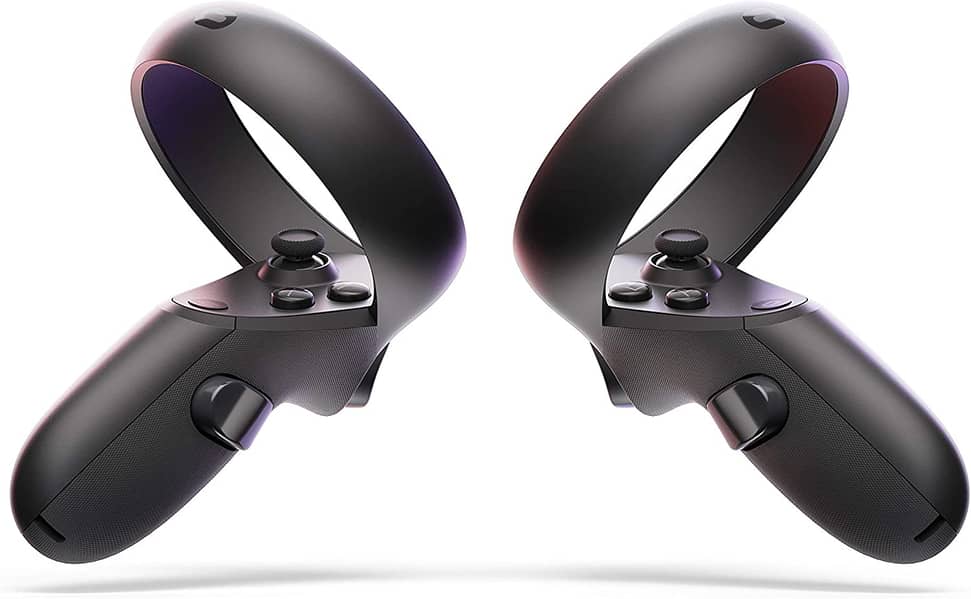 Few Used Oculus Quest All in One Headset for sale 2