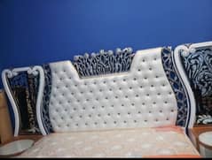 Bed dressing for sale. 10 month use.