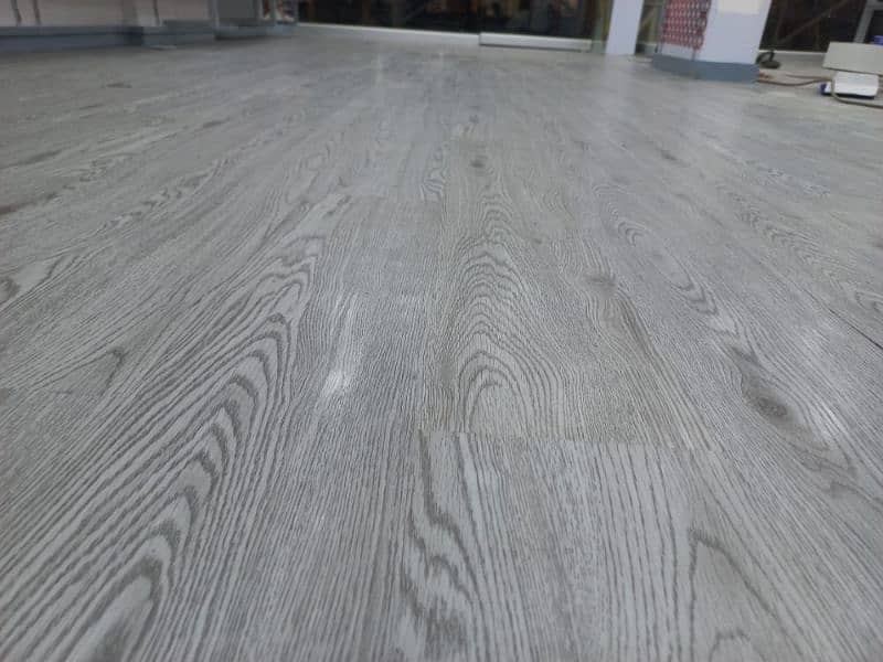 vinyl sheet vinyl pvc  tiles wooden flooring astro truf laminate floor 2