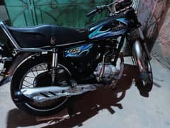 Unique 125 (Black Color)