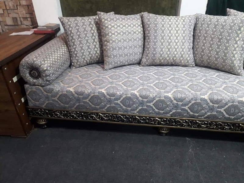 new royal style living room sofa set 14