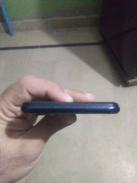 vivo y20 4gb 64gb mint condition one hand use 4