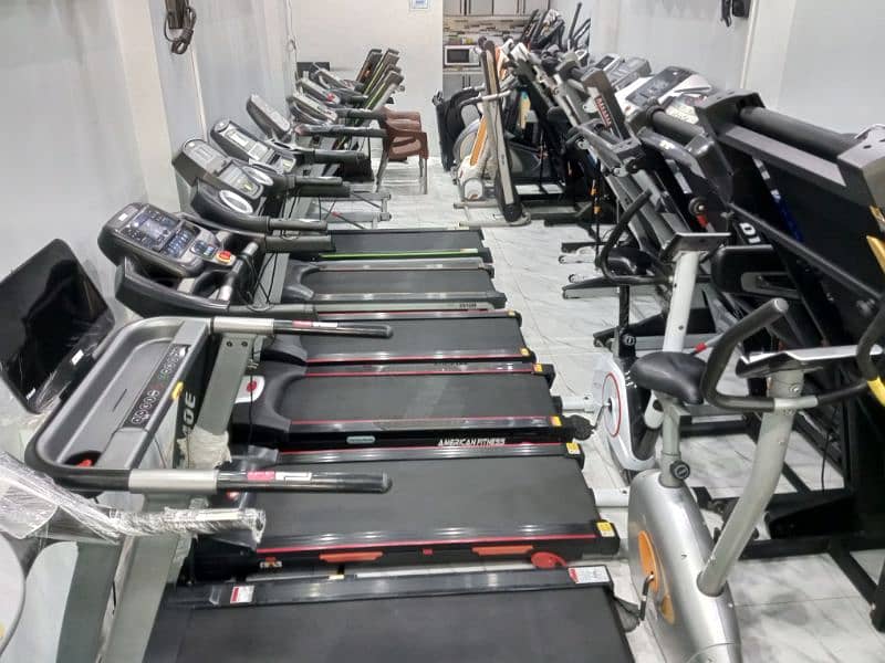 Used Fitness Equipment Store Treadmill Running Jogging Walking Machine 3