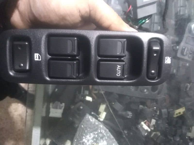 Suzuki Baleno Main Power Window Switch 2