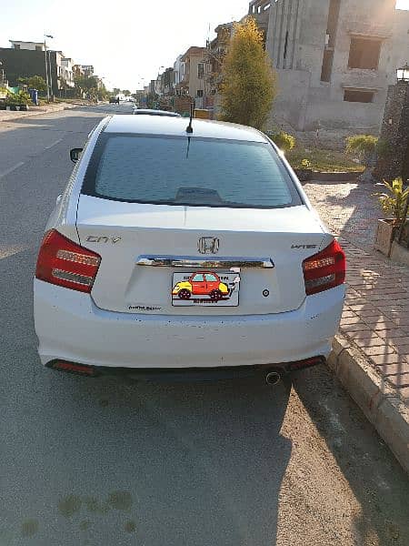 Honda City I vtec 1.3 November 2016 model, Nowshera registered, 1