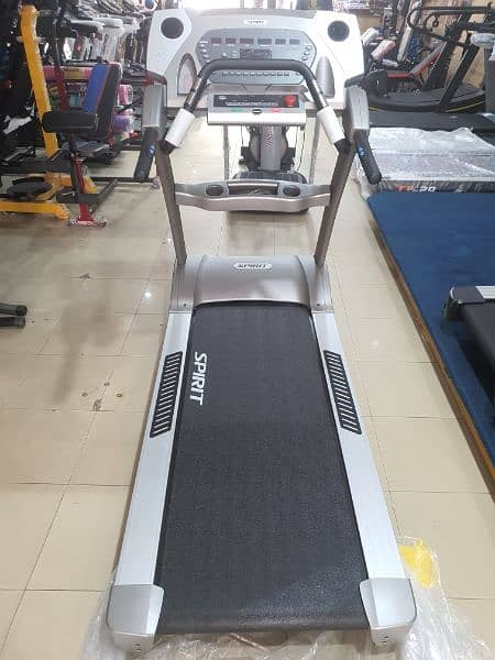 SpiritFitness USA Commercial Treadmill XT800C Fitness Machine 3