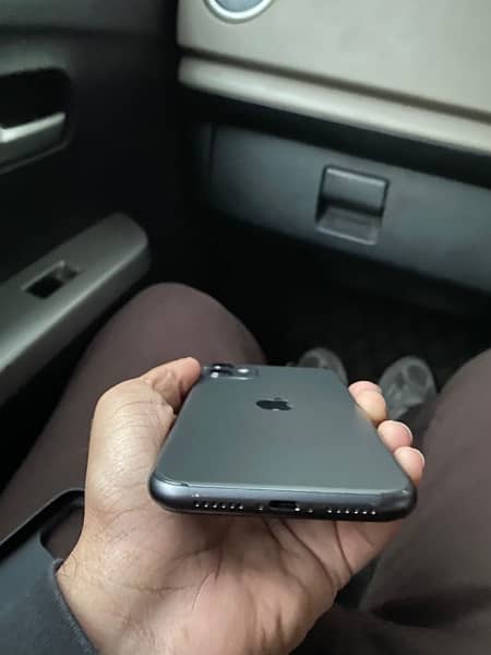 i phone 11 128 gb black 4