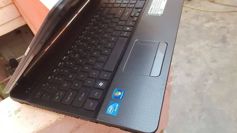 Gateway laptop for sell 500 gb hard disk excellent Condition 5