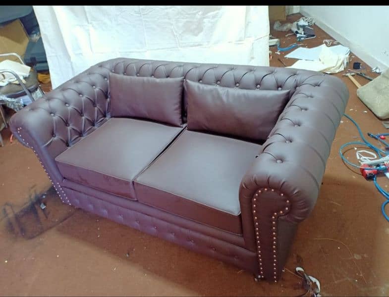 chesterfield sofa (molty foam) 7